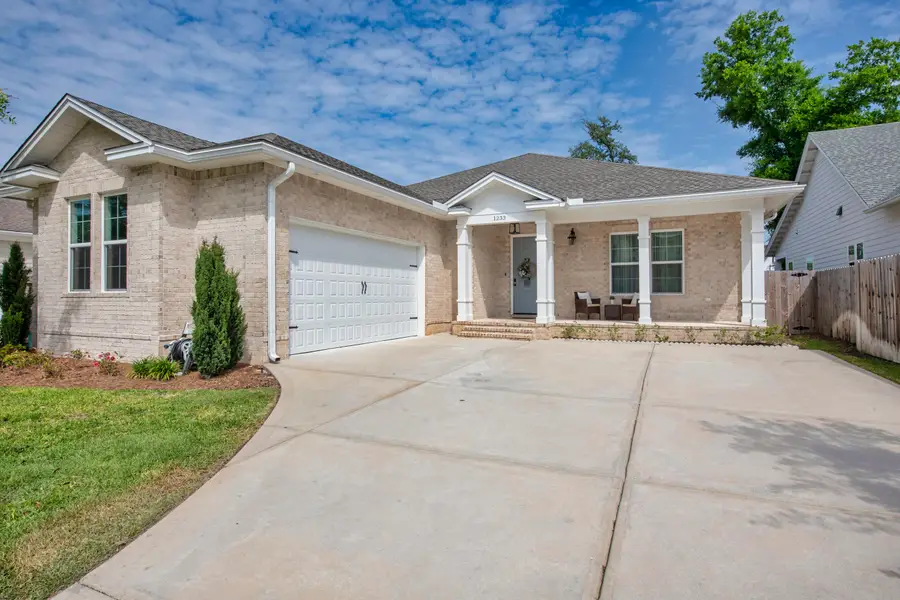 1233 Elderflower Drive, Niceville, FL 32578 - Image #2
