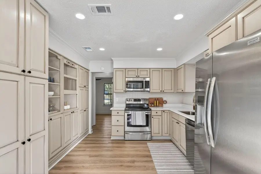 932 Ridgewood Way, Niceville, FL 32578 - Image #3