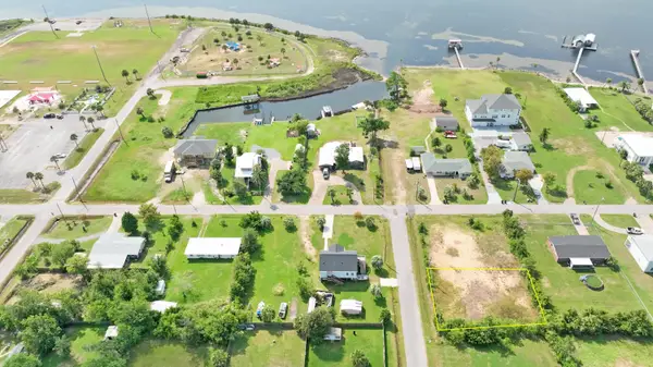 1006 W W 3rd Street Street, Lynn Haven, FL 32444