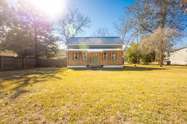 21132 Seminole Avenue, Florala, AL 36442