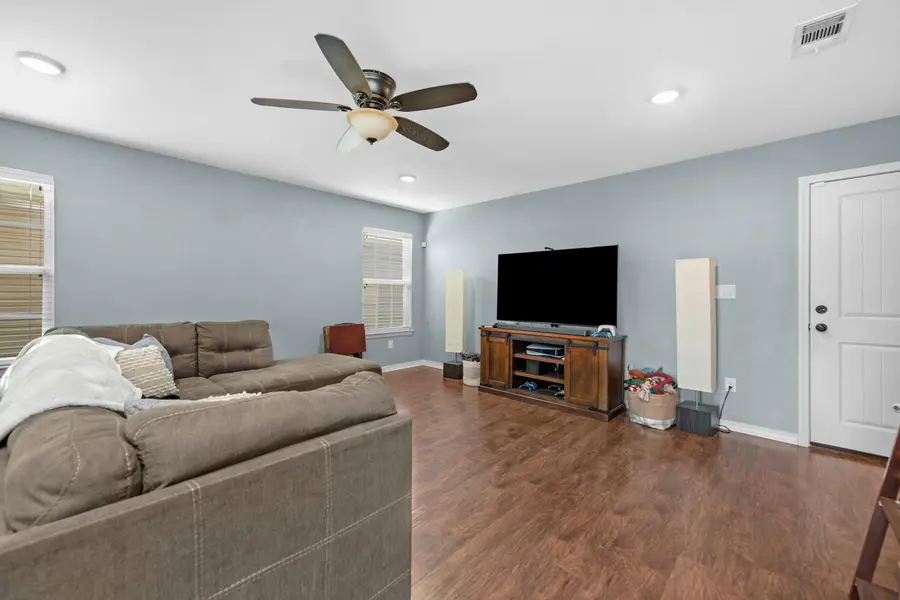 416 Eisenhower Drive, Crestview, FL 32539 - Image #3