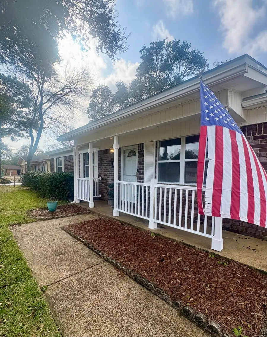 61 8th Street, Shalimar, FL 32579 - Image #2