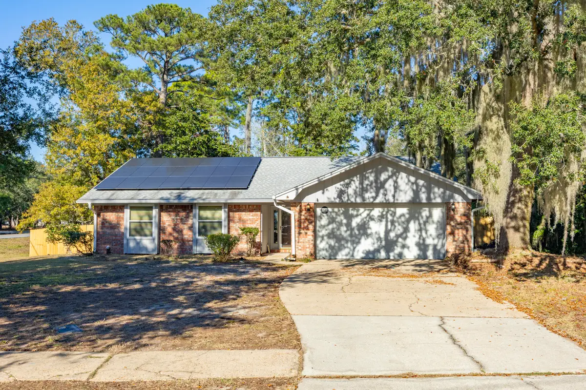 1003 Darlington Oak Drive, Niceville, FL 32578 - Image #1