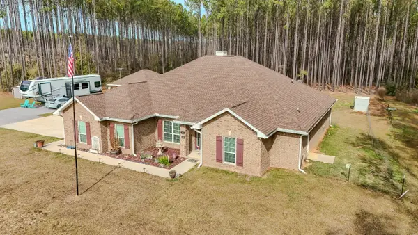 1836 Williams Road, DeFuniak Springs, FL 32433