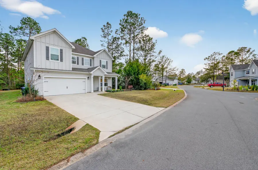 66 N J Hunters Way, Freeport, FL 32439 - Image #2