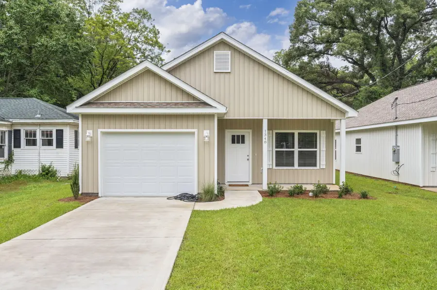 1359 E Chestnut Avenue, Crestview, FL 32539 - Image #2