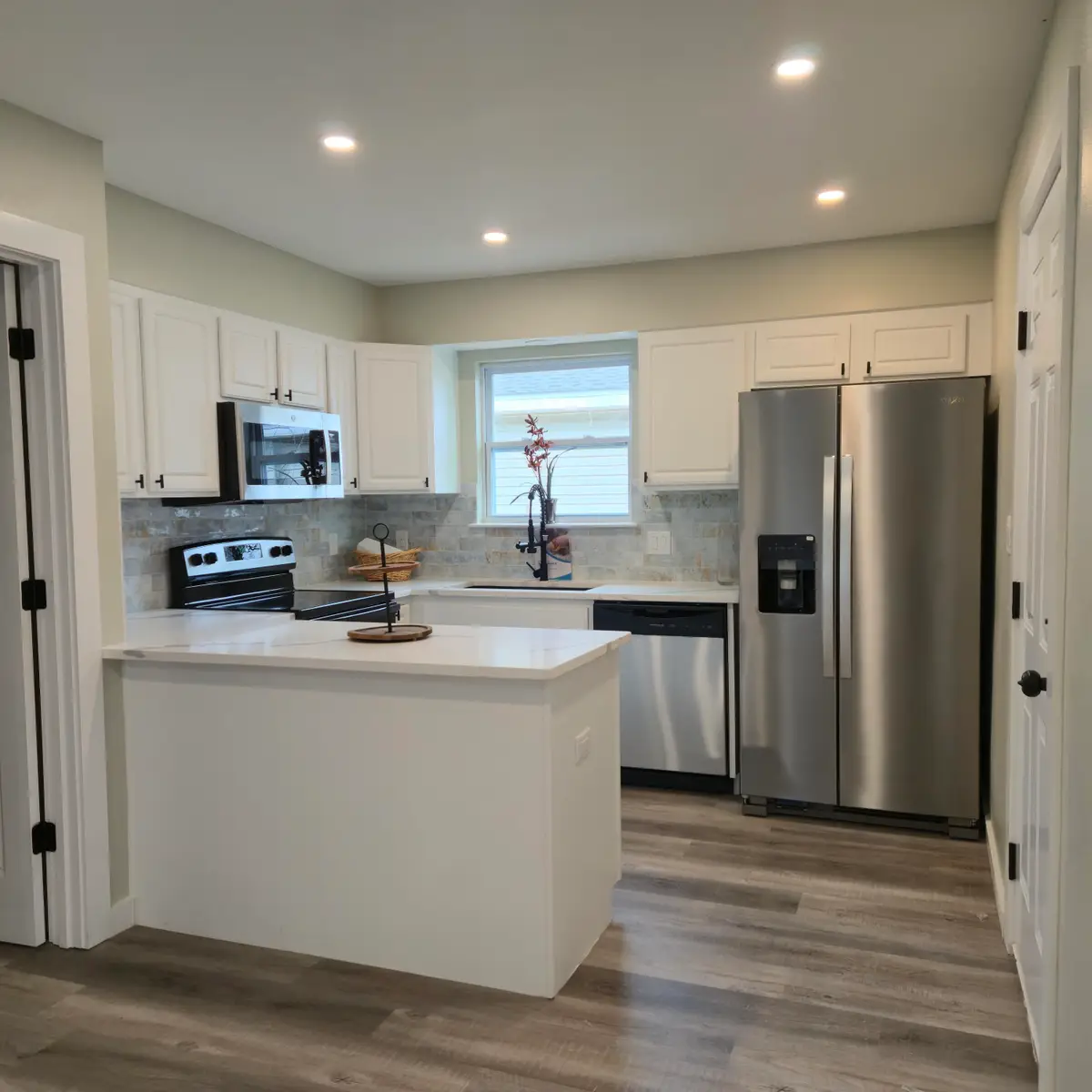 292 E North Avenue, Crestview, FL 32536 - Image #1