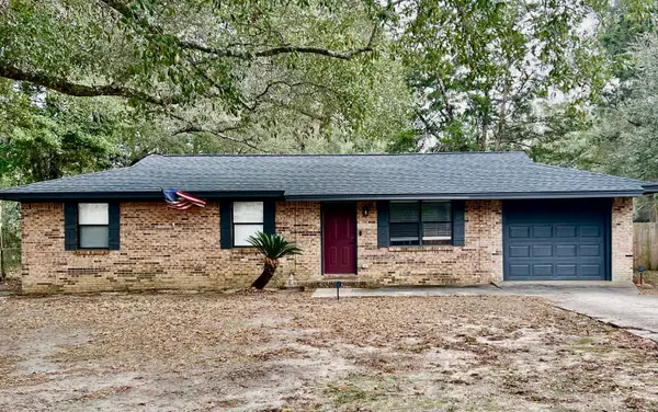 52 Aero Drive, DeFuniak Springs, FL 32433