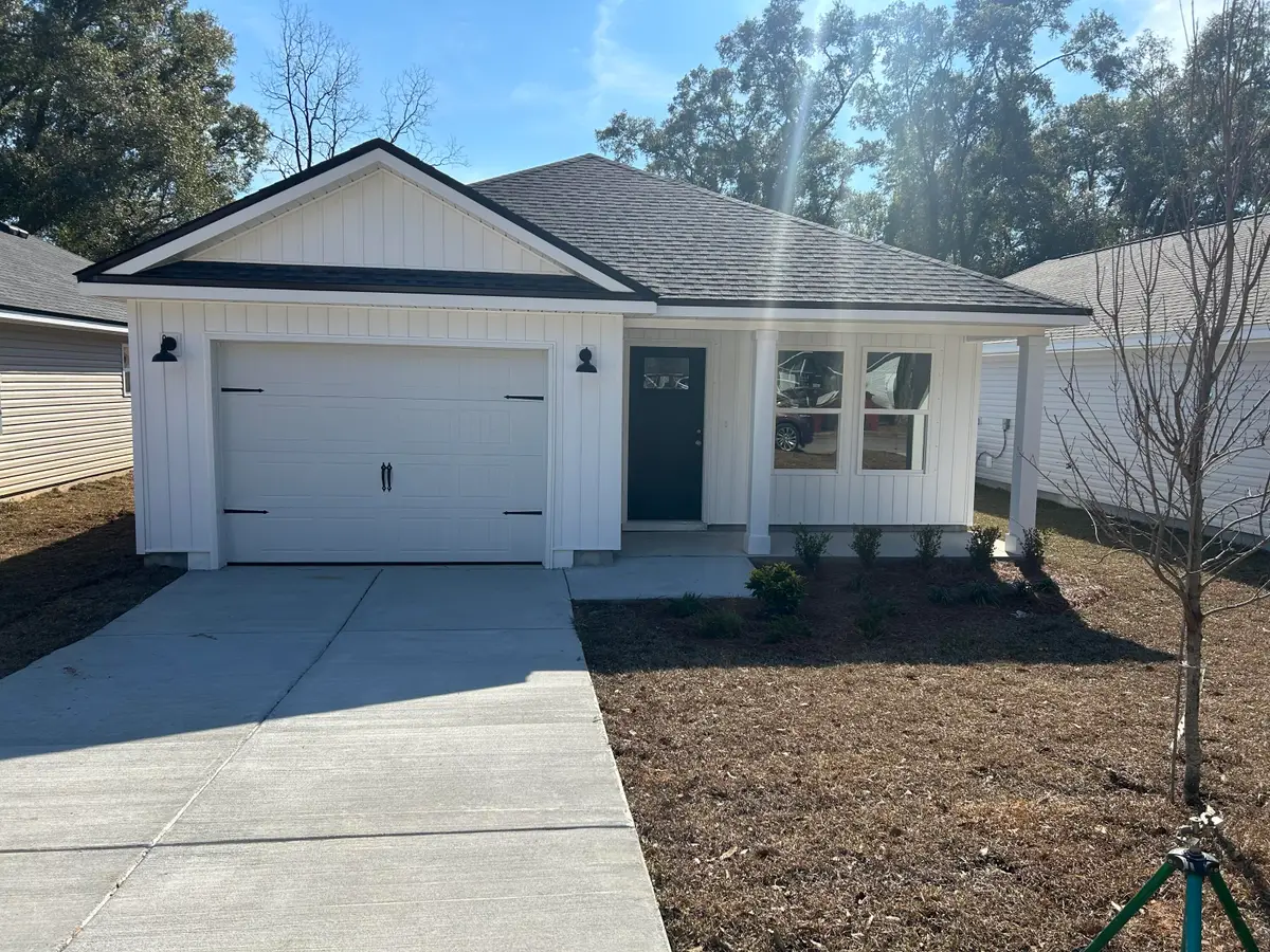 583 Brock Avenue, Crestview, FL 32539 - Image #1