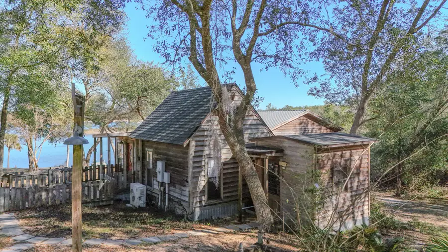 932 Hammond Lake Drive, Fountain, FL 00N/A - Image #3