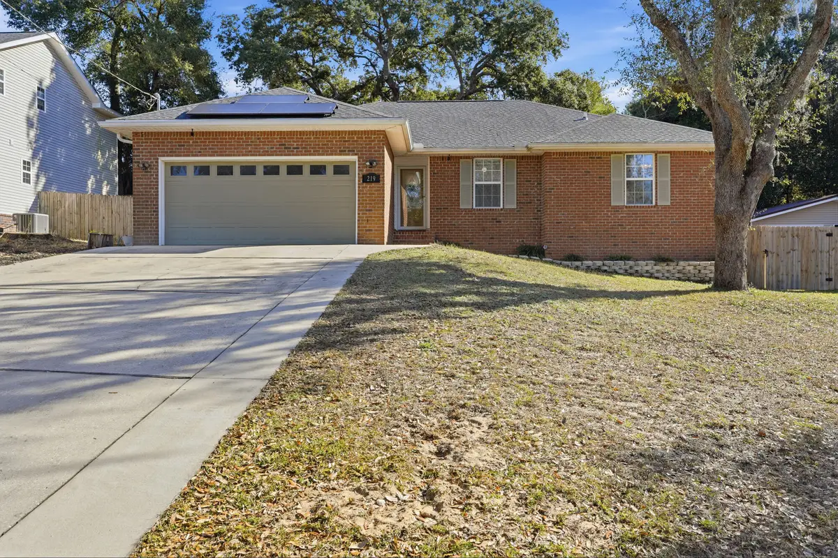 219 Cook Street, Niceville, FL 32578 - Image #1