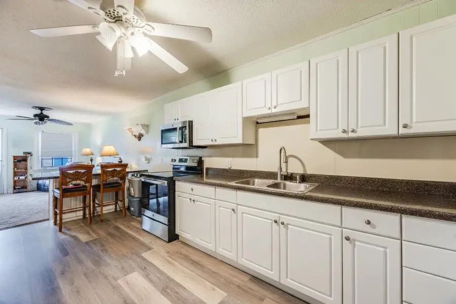 705 Oaklawn Street #A & B, Fort Walton Beach, FL 32547 - Image #2