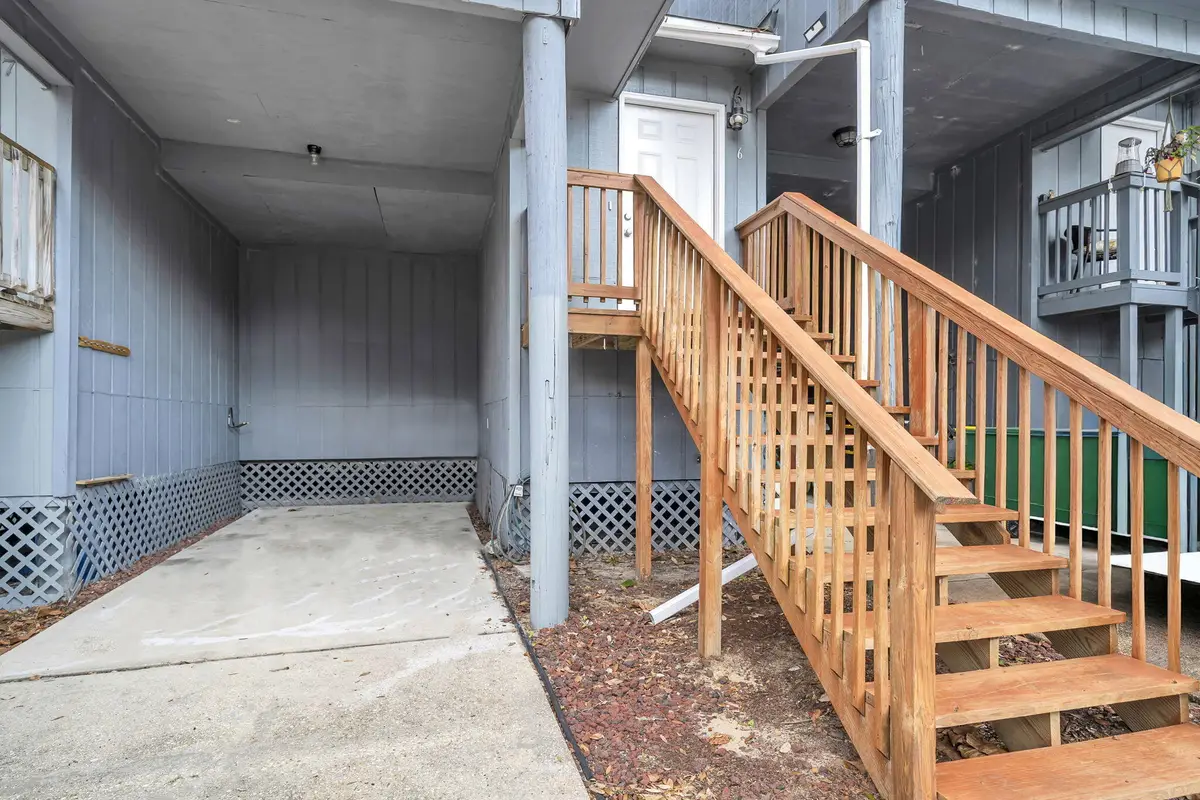200 White Street #UNIT 6, Niceville, FL 32578 - Image #1