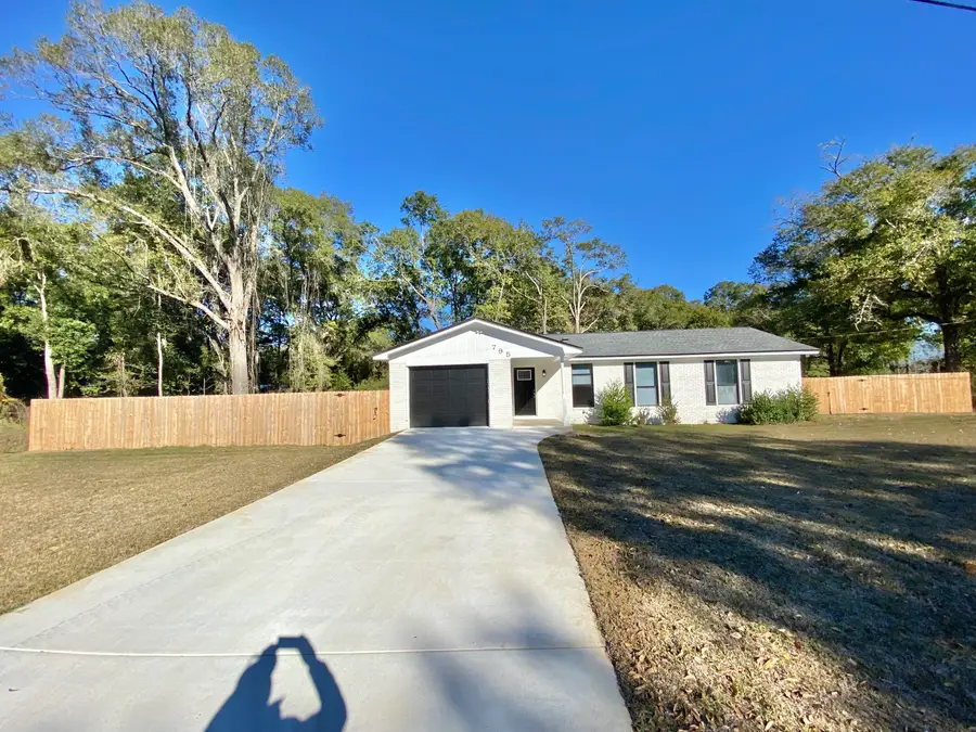 795 Bay Street, Crestview, FL 32536 - Image #2