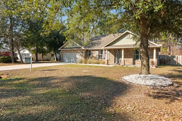 6928 Jasper Street, Navarre, FL 32566