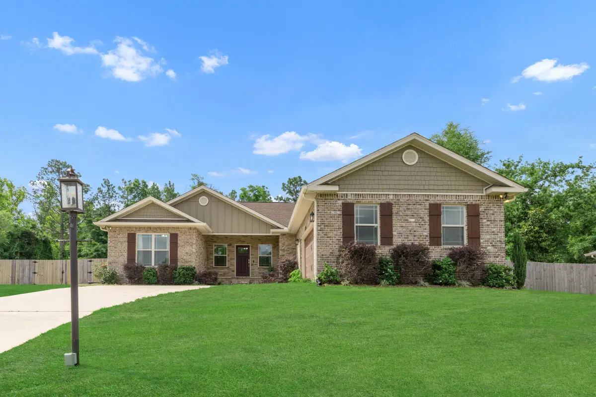 6437 Amanda Court, Crestview, FL 32536 - Image #1