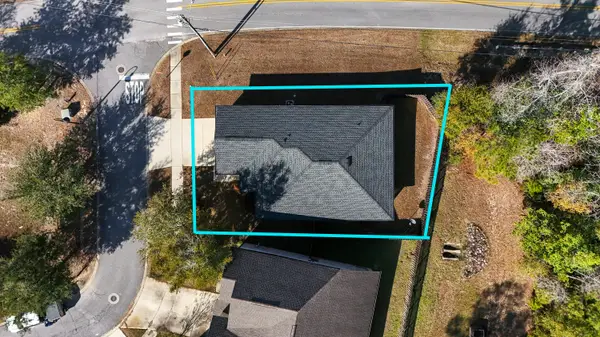 9 Laurel Oaks Drive, Freeport, FL 32439