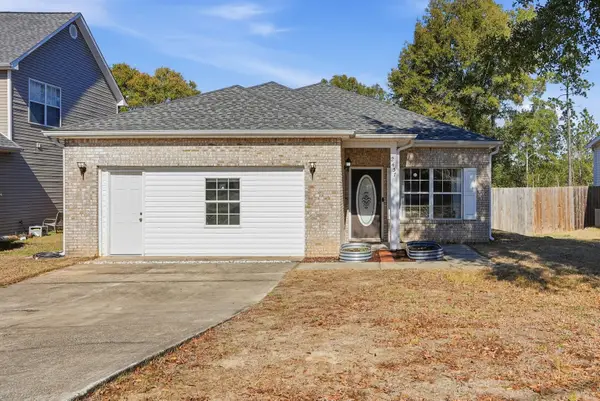 2457 S Lakeview Drive, Crestview, FL 32536