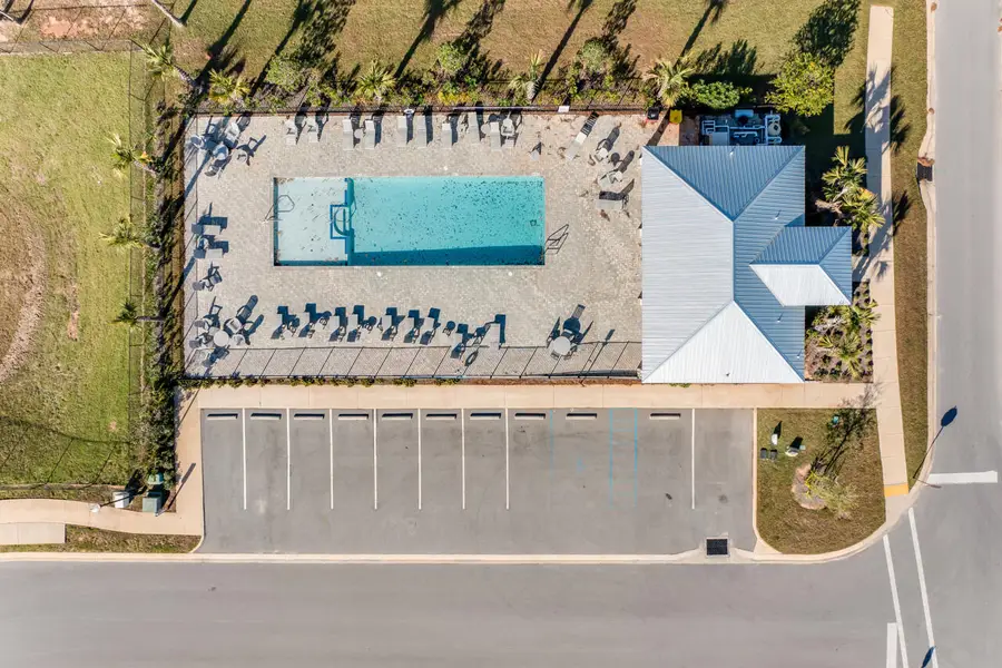 109 Ridgeway Circle, Crestview, FL 32536 - #2