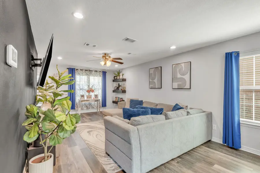 503 Eisenhower Drive, Crestview, FL 32539 - Image #3