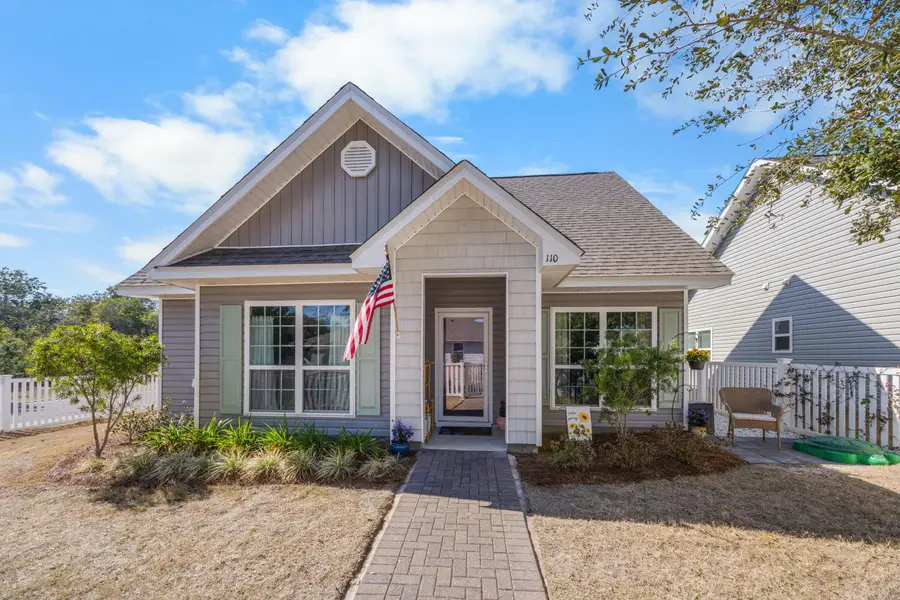 110 Cornelia Street, Freeport, FL 32439 - #2