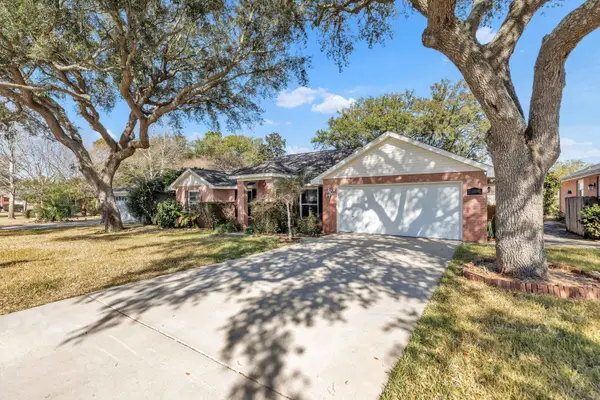 7734 Ramona Drive, Navarre, FL 32566