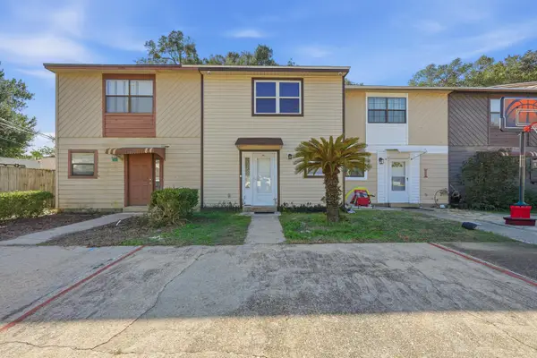 208 3rd Street #Unit J, Fort Walton Beach, FL 32548