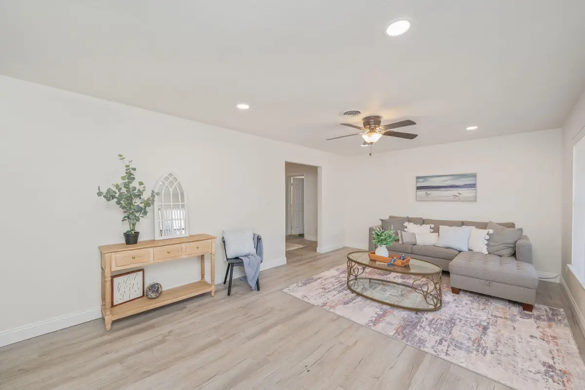 431 Andrew Drive, Valparaiso, FL 32580 - #1