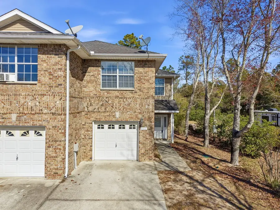 8562 Laredo Street, Navarre, FL 32566 - Image #2