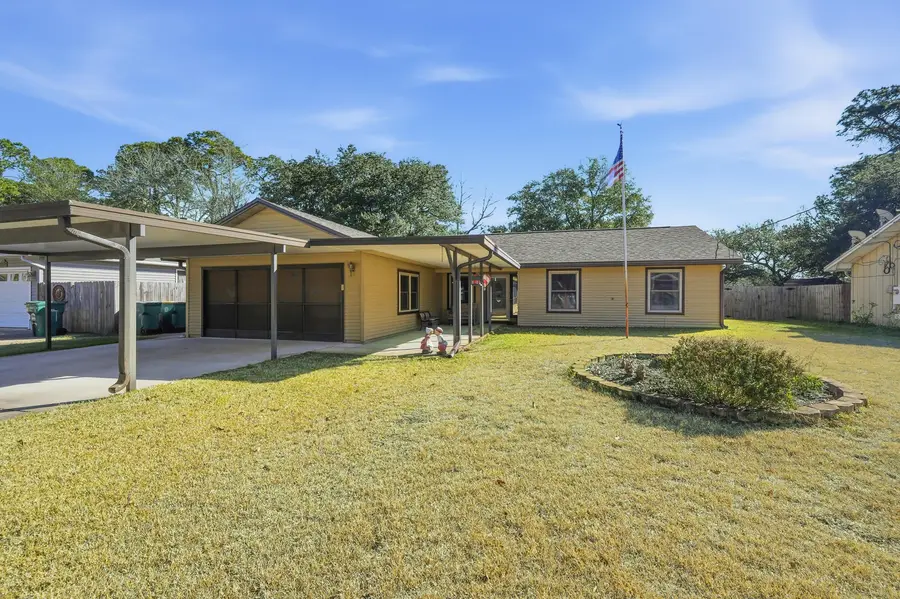 913 Nutmeg Avenue, Niceville, FL 32578 - #2