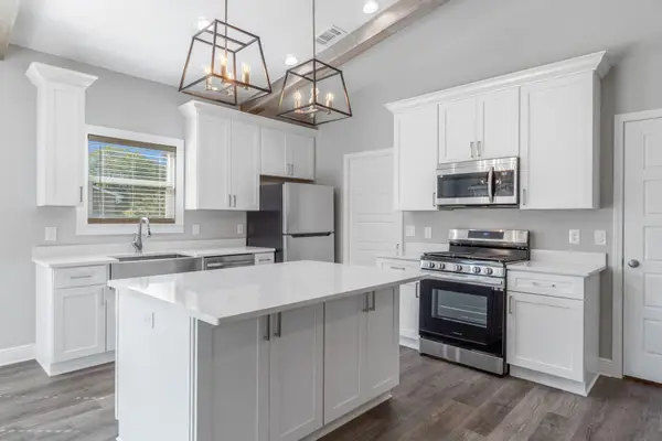 8425 Tippin Avenue, Pensacola, FL 32514