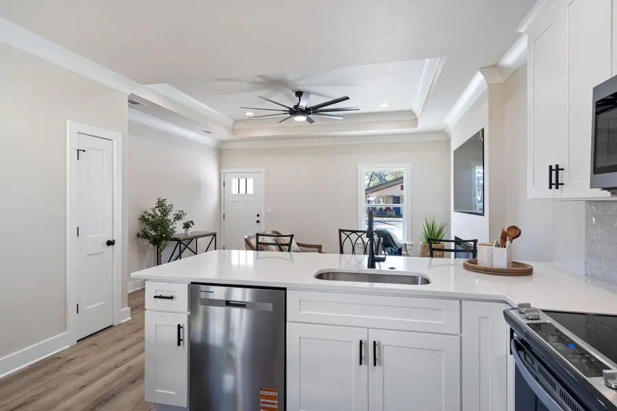 873 S Brett Street, Crestview, FL 32539 - #3