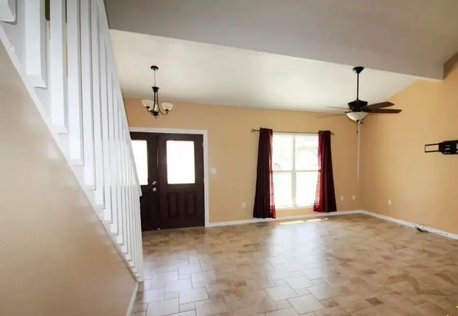 137 Palmetto Drive, Crestview, FL 32539 - #3