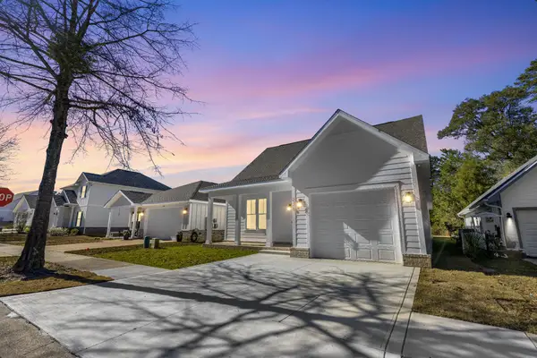 236 N Marsh Landing, Freeport, FL 32439