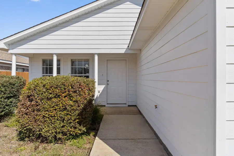 8484 Barrancas Street, Navarre, FL 32566 - #2