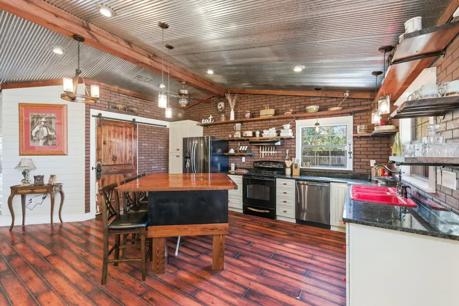 610 Jones Road, Crestview, FL 32536 - #3