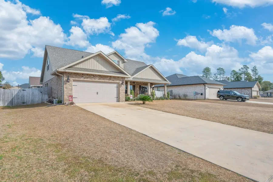 2104 Queen Street, Crestview, FL 32536 - #3