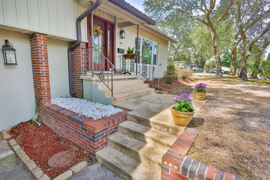 28 SE Anastasia Drive, Fort Walton Beach, FL 32548 - #3