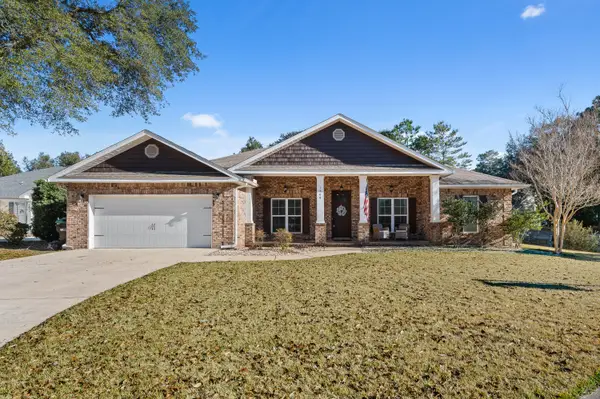 1569 Lakeside Drive, Niceville, FL 32578