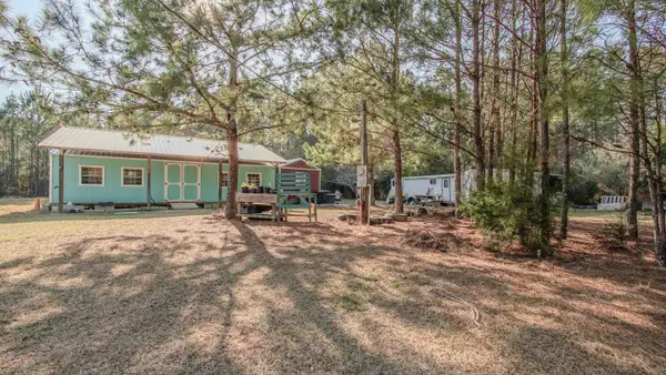 2444 Hardee Skipper Road, Ponce De Leon, FL 32455