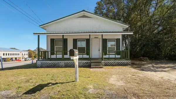 60 N 8th Street, DeFuniak Springs, FL 32433