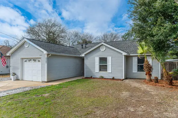 2137 Estates Circle, Navarre, FL 32566