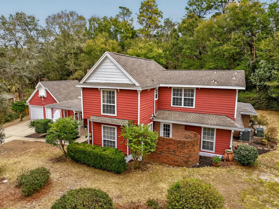 821 Lake Amick Drive, Niceville, FL 32578 - #3