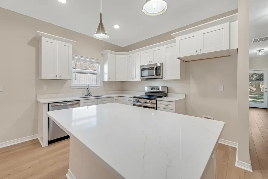 3802 Golden Acres Circle, Crestview, FL 32539 - #3