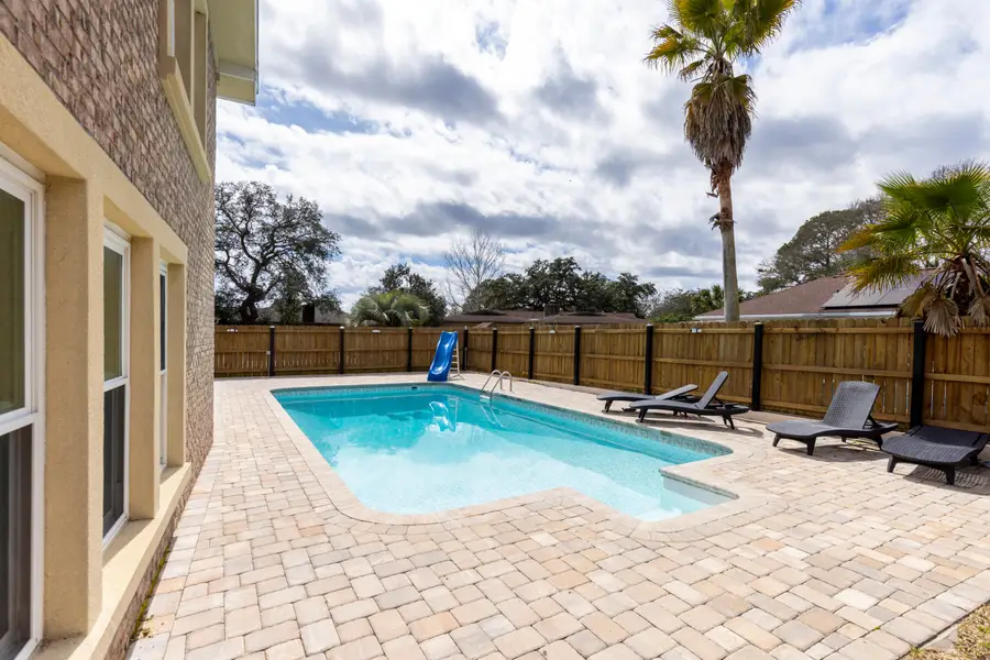 5 NE Bedford Place, Fort Walton Beach, FL 32547 - #2