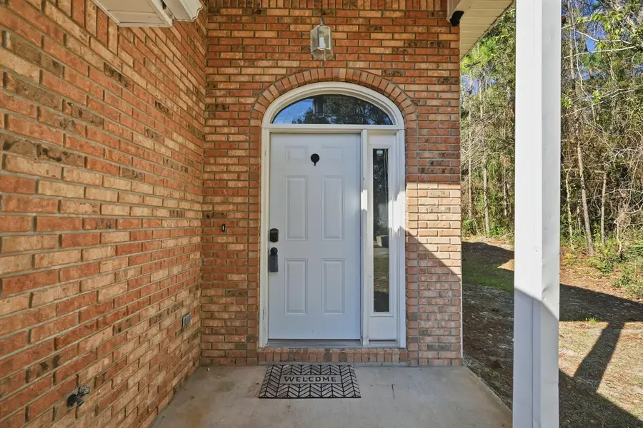 135 Noblat Drive, Mary Esther, FL 32569 - #3