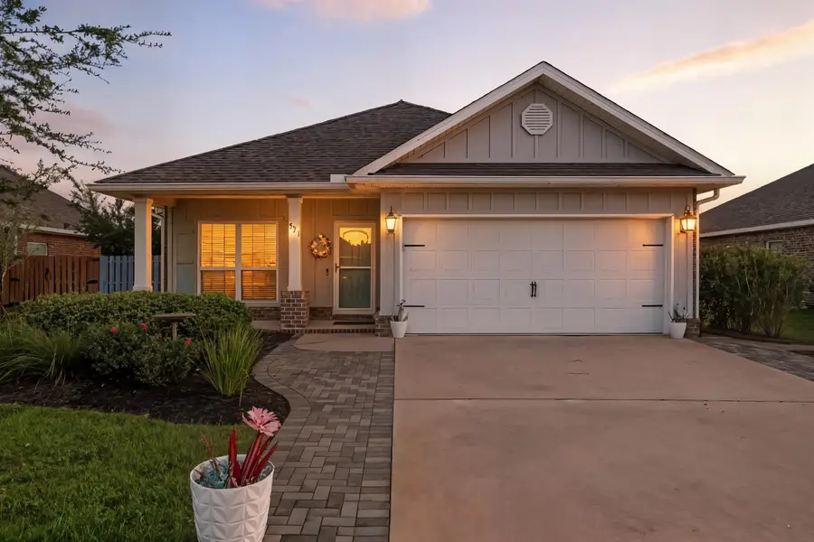 521 Cornelia Street, Freeport, FL 32439 - #2