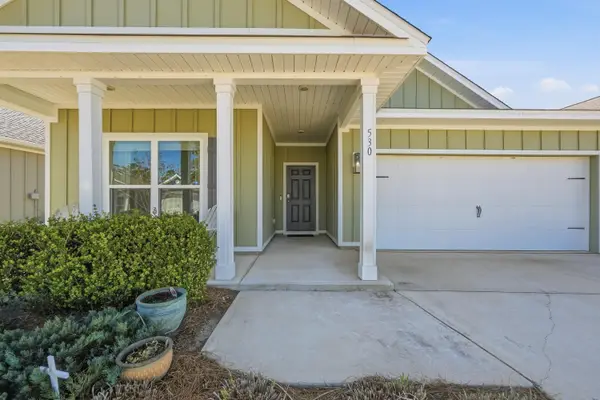 530 Lightning Bug Lane, Freeport, FL 32439