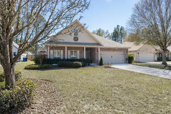 160 Concert Court, Freeport, FL 32439