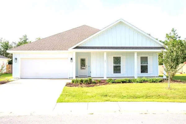 56 Secluded Circle, Freeport, FL 32439